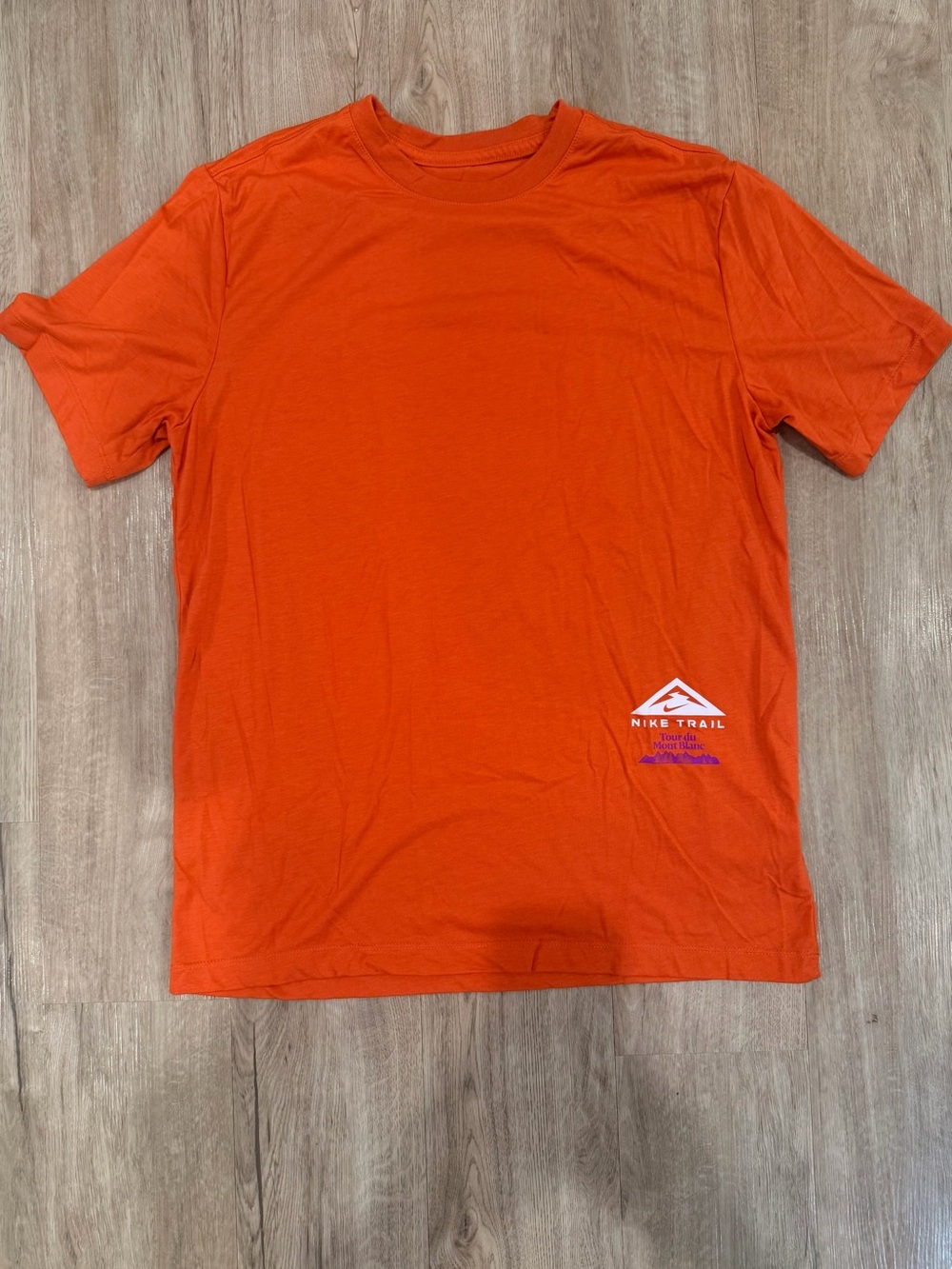 Nike Men’s Dri-Fit Trail Tour du Mont Blanc T-Shirt - Orange - Size Medium
